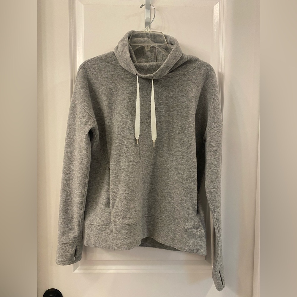 Lululemon Go Forward Fleece Cowl Neck Pullover in Heathered Core Light Grey - Picture 4 of 8